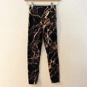 Beyond Yoga Gold Foil Legging Black Size XS